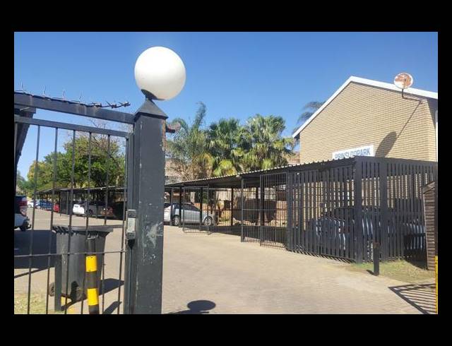 2 BEDROOM PROPERTY TO RENT IN THE ORCHARDS
